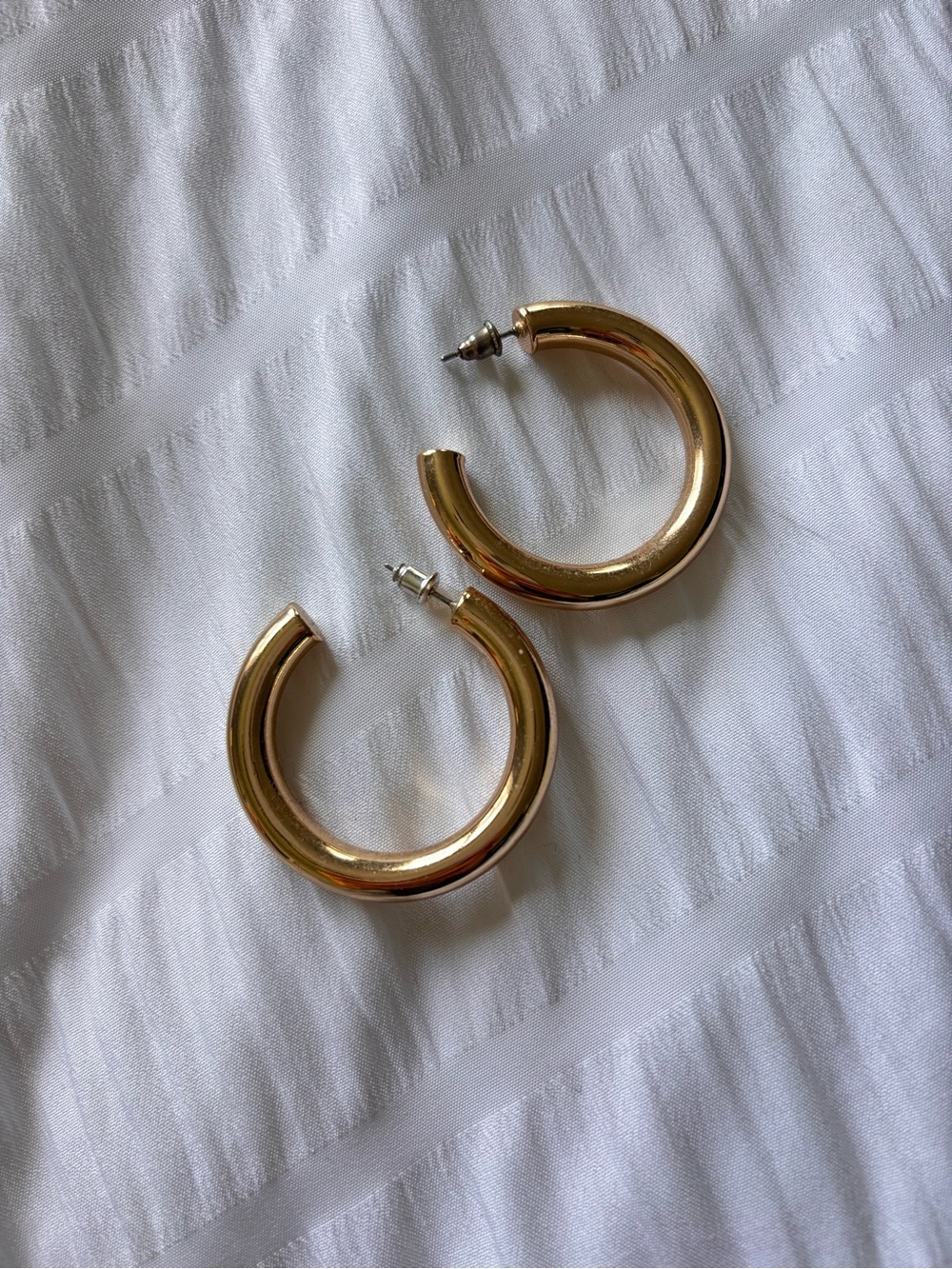 Gold Hoop Earrings - Classic Chunky Hoops